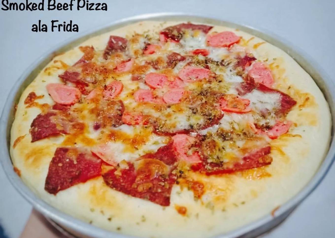 Smoked beef pizza