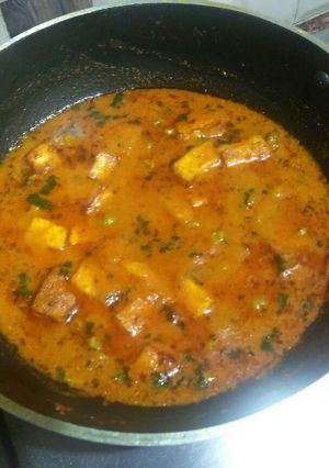 मटर पनीर (Matar paneer recipe in hindi) रेसिपी मुख्य फोटो