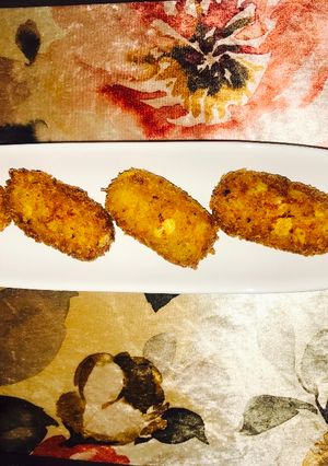 A picture of Cheese corn roll.