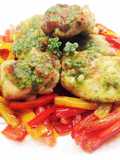 Bocconcini di pollo con salsa verde e peperoni corno