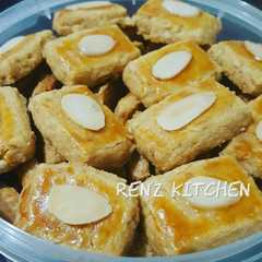 รูปของ Cookies Kacang Mede