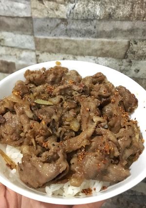 Foto resep Beef Bowl Blackpaper Ala Yoshinoya