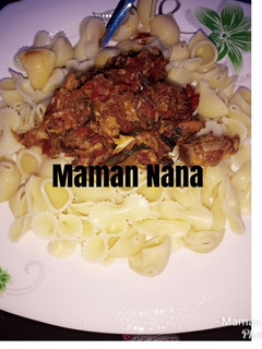 A picture of Macaroni and fish soup.