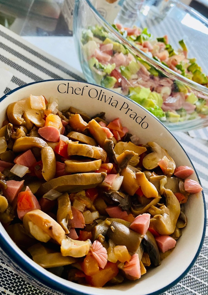 Una foto de Ensalada de champiñón