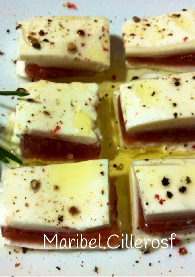 Una foto de Delicias de carne de membrillo y queso fresco