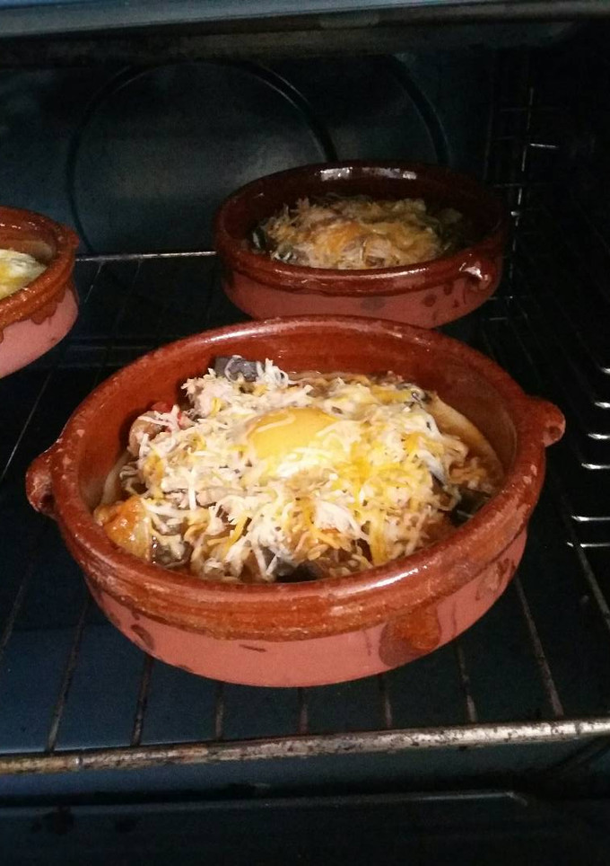 Una foto de Huevos con sanfaina y atún