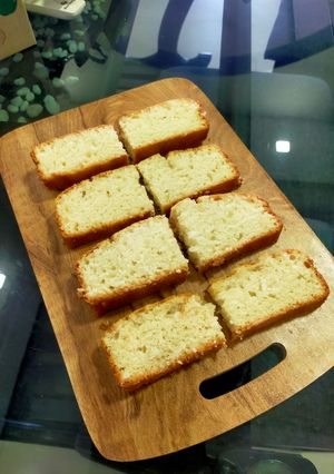 A picture of Eggless Vanilla Tea Cake.