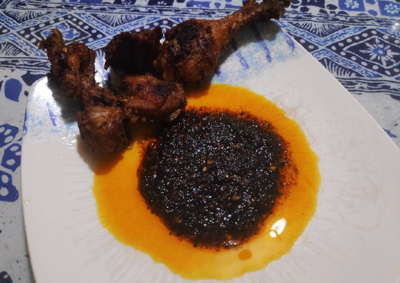 16. Bebek Bumbu Hitam