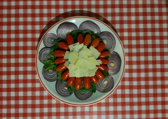 Il modo più semplice a Preparare Veloce Insalata spinaci, datterini e grana