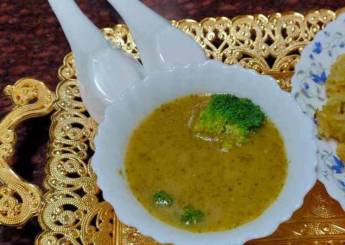 Easiest Way to Prepare Award-winning Broccoli soup