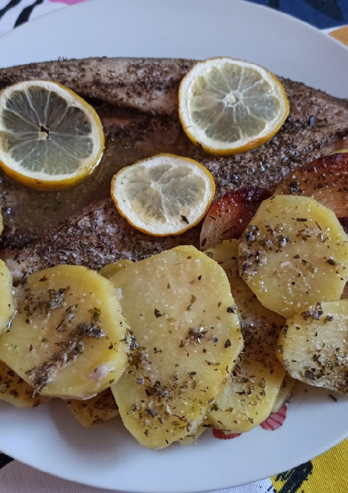 Una foto de Caballa al horno
