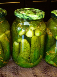 Фото Маринованные огурцы с горчицей на зиму.