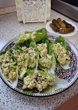 Avokádó-tojás Taco saláta recept fotója