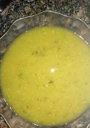 Una foto de Sopa verde Detox vegana y fácil 😎☺️