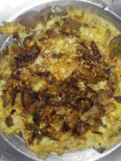 வெங்காய ஆம்லெட் (Venkaya omelette recipe in tamil) செய்முறை முக்கிய புகைப்படம்
