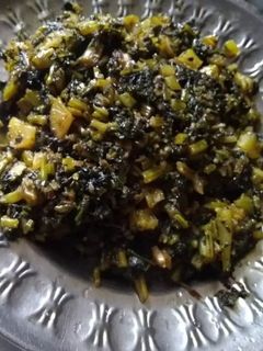 মুলো শাক ভাজা (mulo shak bhaja recipe in Bengali) রেসিপির প্রধান ছবি