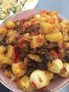 Foto resep Sambal Goreng Ati, Kentang, Telur puyuh