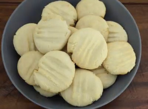 Una foto de Galletas con 4 ingredientes. (Ricas y fáciles)