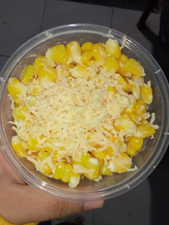 Bagaimana Menyiapkan Jasuke (jagung susu keju) Anti Gagal