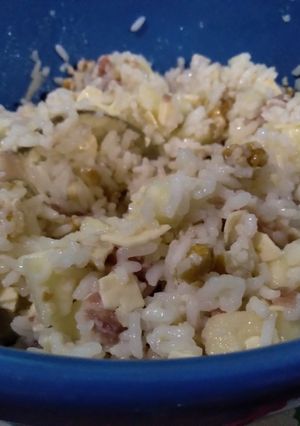 Una foto de Ensalada de los 100 gr (arroz y nueces)