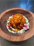 Coliflor al vapor con curry rojo y tzatziki