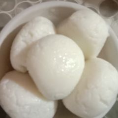 A picture of Rasgulla.