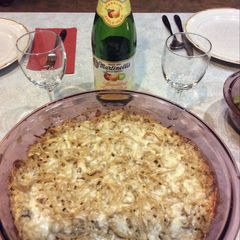 A picture of Turkey Tetrazzini.