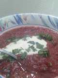 Borsch sopa Rusa con crema agria