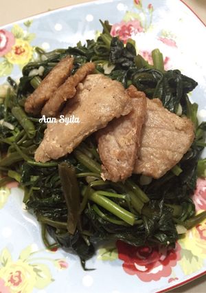 Foto resep Kangkung Tuna (keto)