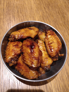 A picture of Soya Sauce Chicken Wings.