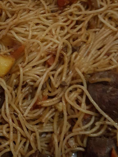 A picture of Beef liver with Spaghetti. (Pasta).