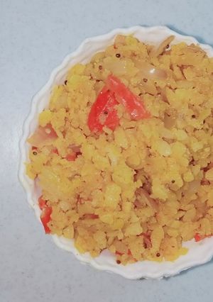 प्याज का पोहा(pyaz ka poha recipe in hindi) रेसिपी मुख्य फोटो