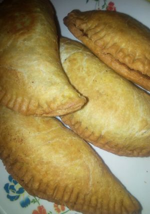 A picture of Fried Meat Pie.