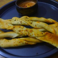 A picture of Garlic stick.