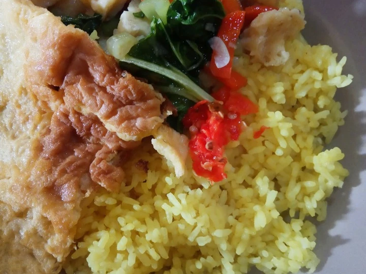 Cara Sederhana Membuat Resep  Nasi kuning gurih magicom/magicjar sederhana yang Bisa Manjain Lidah, Enak Banget