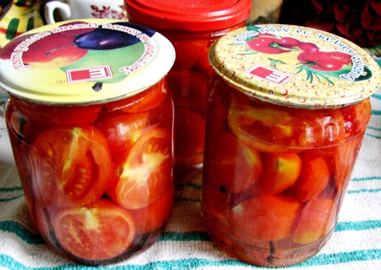 Помидоры в желе на зиму обалденные. Помидоры в желатине на зиму. Томаты в желе на зиму. Помидоры в желатине на зиму. Томаты в желе на зиму.