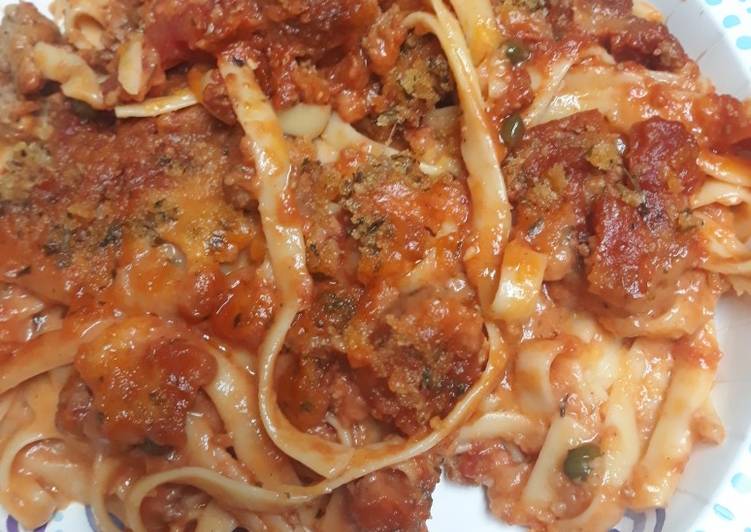 Baked Cheesy Fettuccine Baked Cheesy Fettuccine