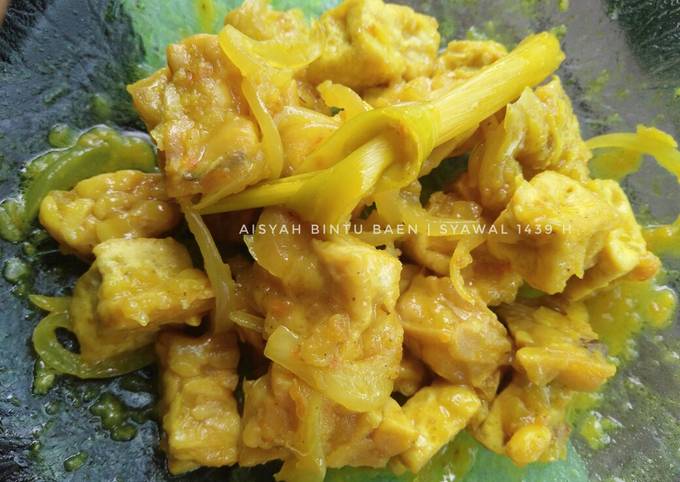 Orek Tahu Tempe Bumbu Kuning