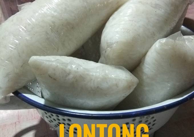 Cara Membuat 45. Lontong Plastik yang Bikin Ngiler