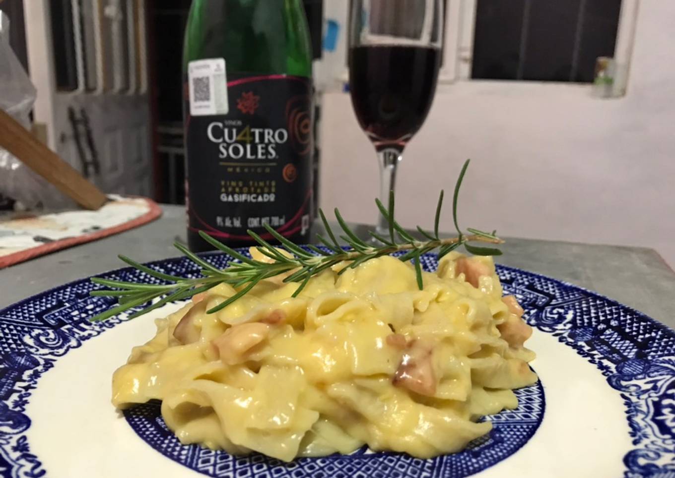 Tagliatelle alla Carbonara (Tallarines a la Carbonara)
