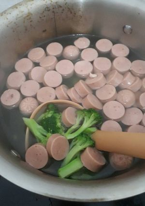 Foto resep Sup Sosis Brokoli ala Anak Kost