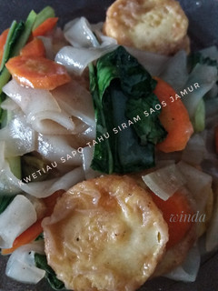 Foto resep Kwetiau sapo tahu siram saos jamur