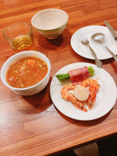 嫩煎干貝 培根蘆筍卷 的食譜成品照片