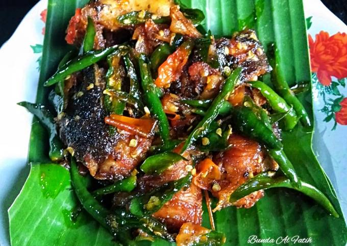 Ikan kecap cabe ijo