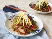 Gambar bihun goreng japchae