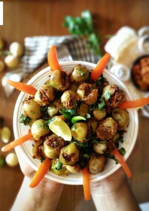 ગુંદા નું ભરેલું શાક (Stuffed Gumberries Recipe in Gujarati) રેસીપી મુખ્ય ફોટો
