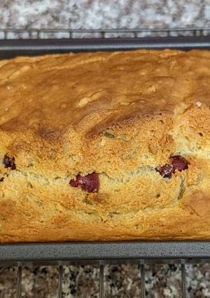 A picture of Vegan: Cranberry, sunflower beer bread.