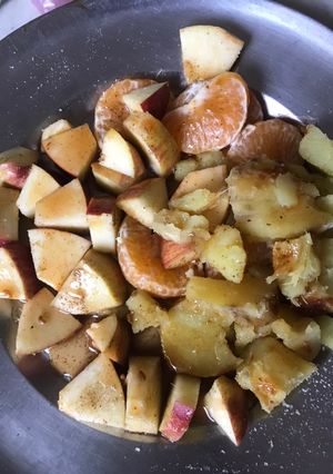 A picture of Fruit chaat.