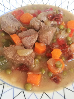 Una foto de Carne guisada en Salsa Estilo Casero - Sin Gluten Ni lácteos