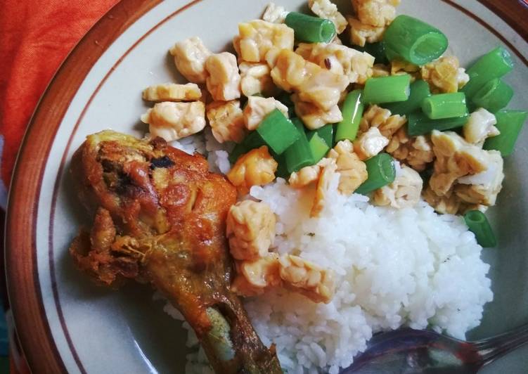 Ca Bunga Bawang Tempe